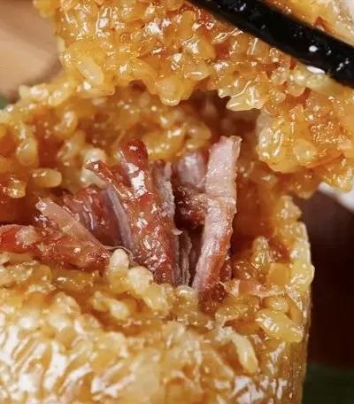 嘉兴肉粽，传统美味，粽香四溢-图1